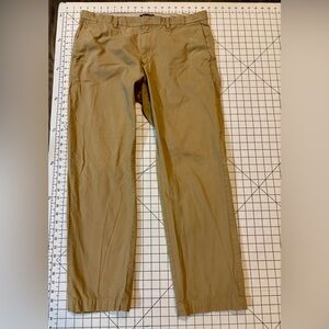 Banana Republic Men’s Size 36/32 Tan Emerson Chinos Classic Cotton Twill